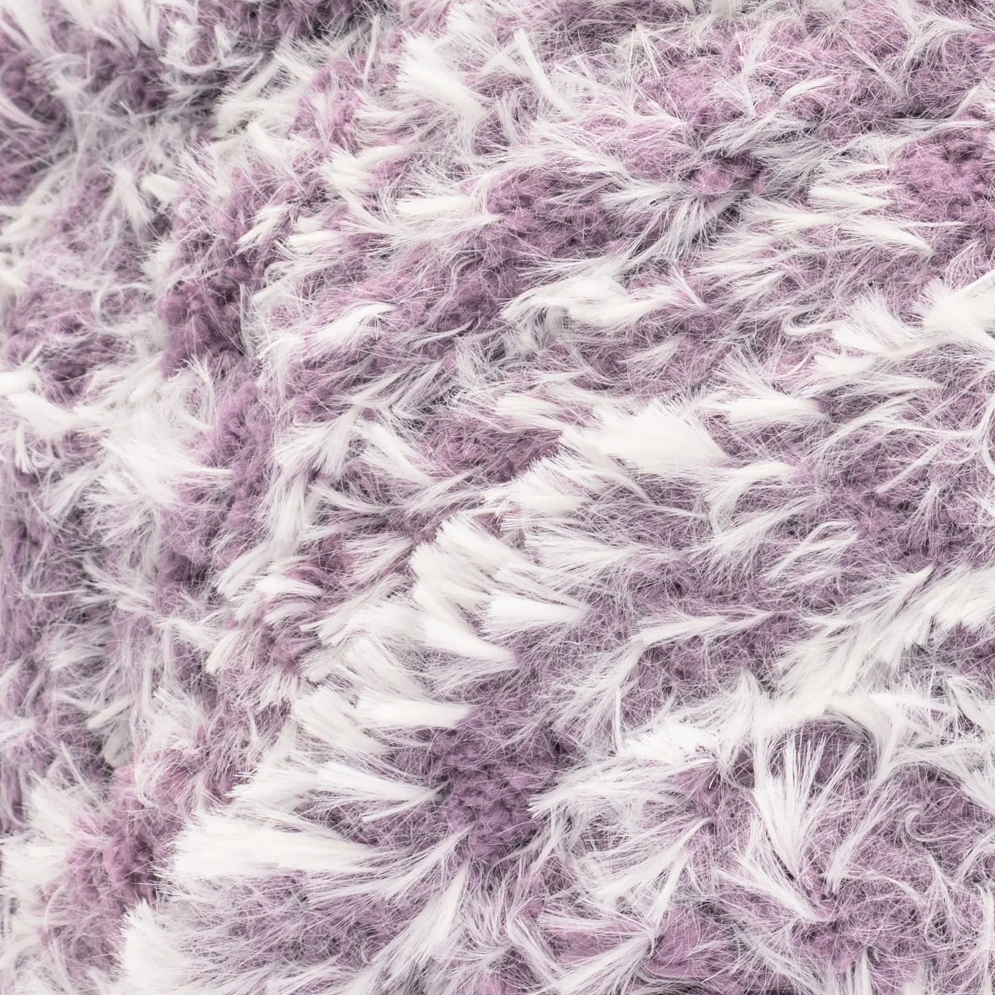 Bernat Blanket Big Frosted Yarn (300g/10.5oz) - Retailer Exclusive - Image 10