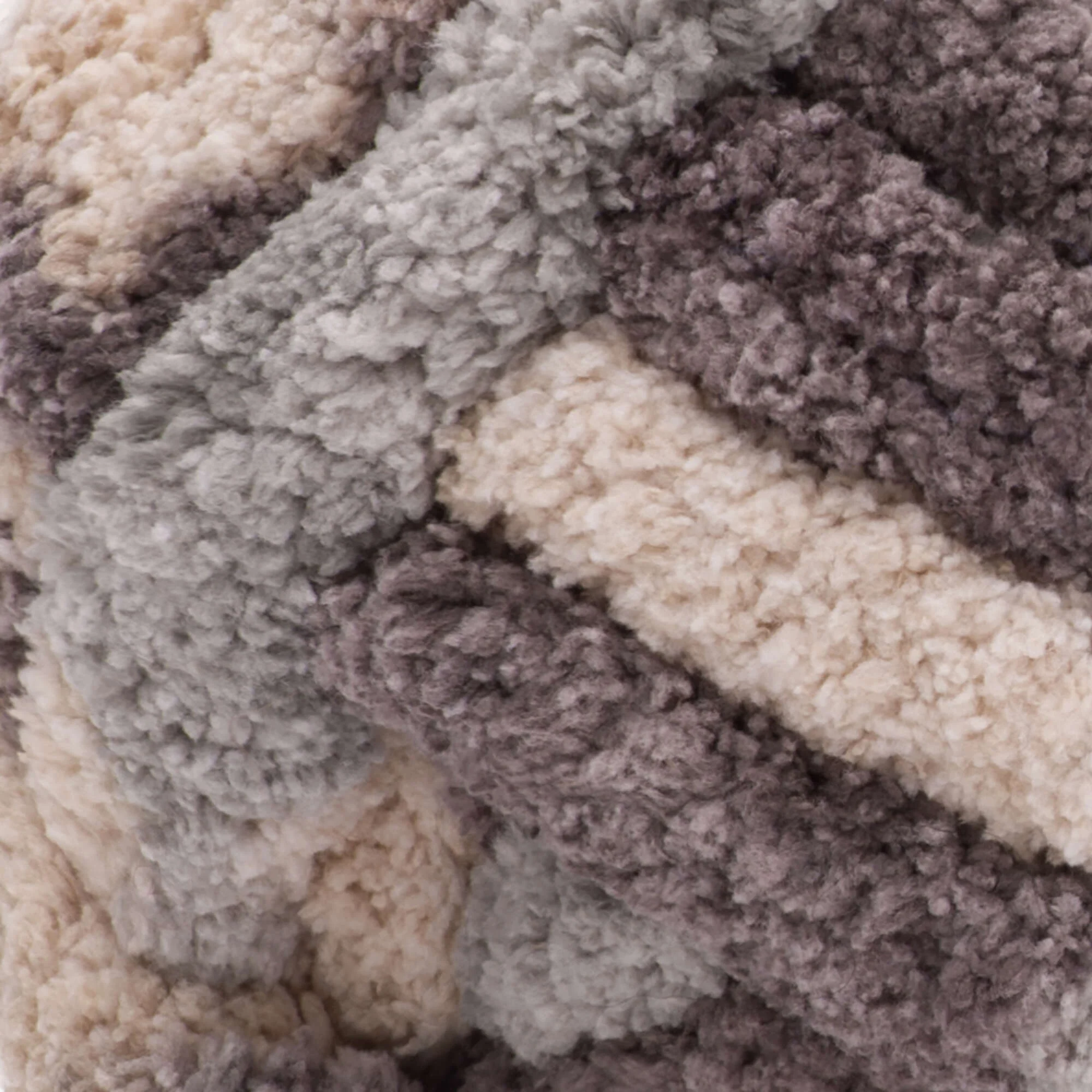 Bernat Blanket Big Yarn (300g/10.5oz) - Retailer Exclusive - Image 28