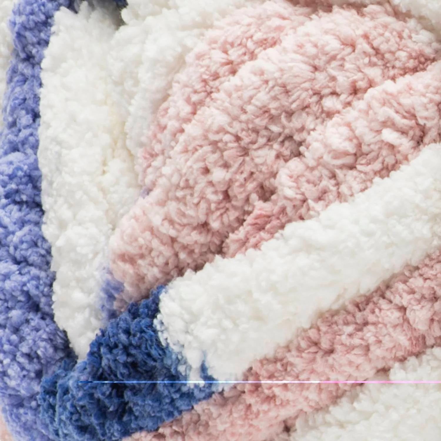 Bernat Blanket Extra Thick Yarn (600g/21.2oz) - Discontinued Shades - Image 2