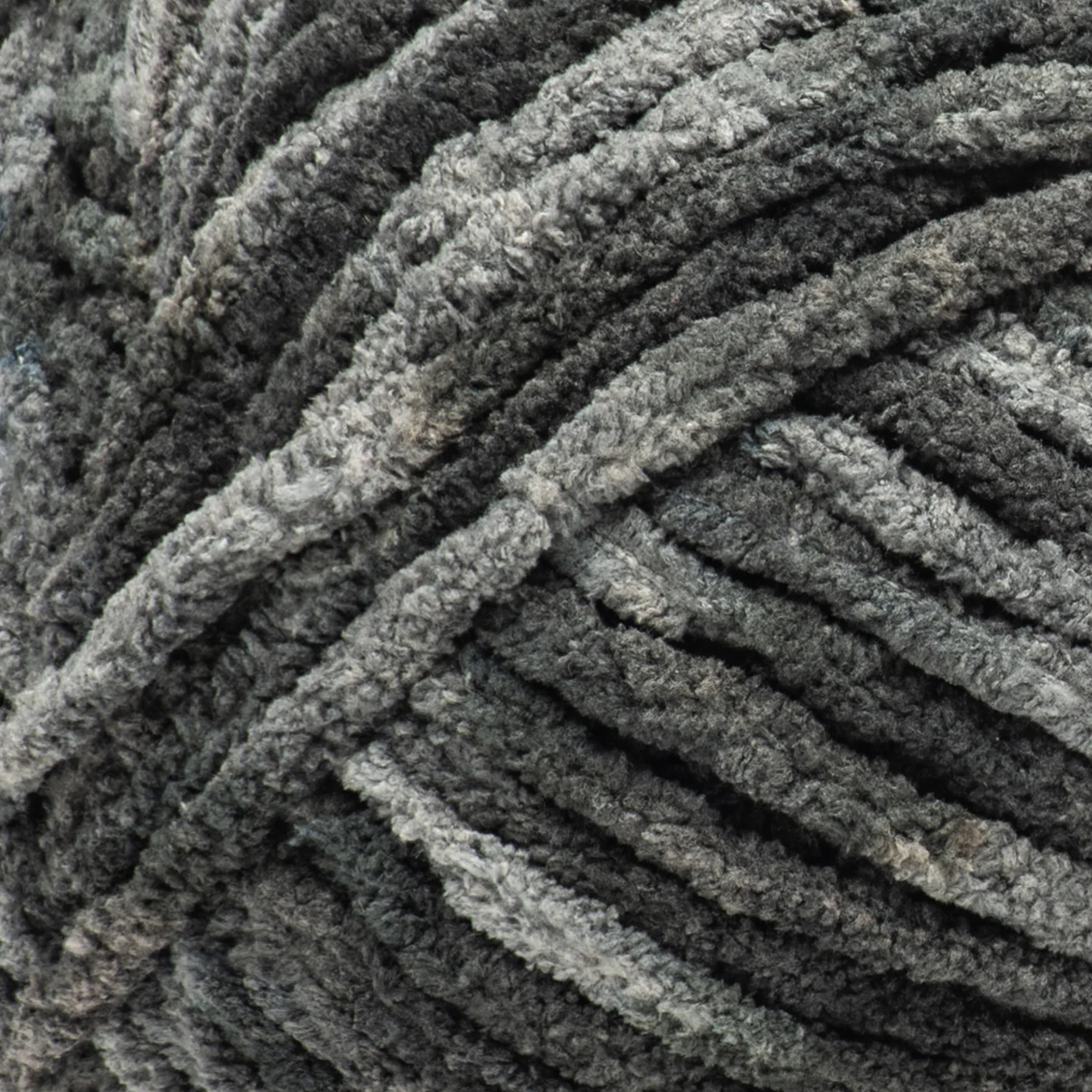 Bernat Blanket Mist-Ical Yarn (300g/10.5oz) - Image 6