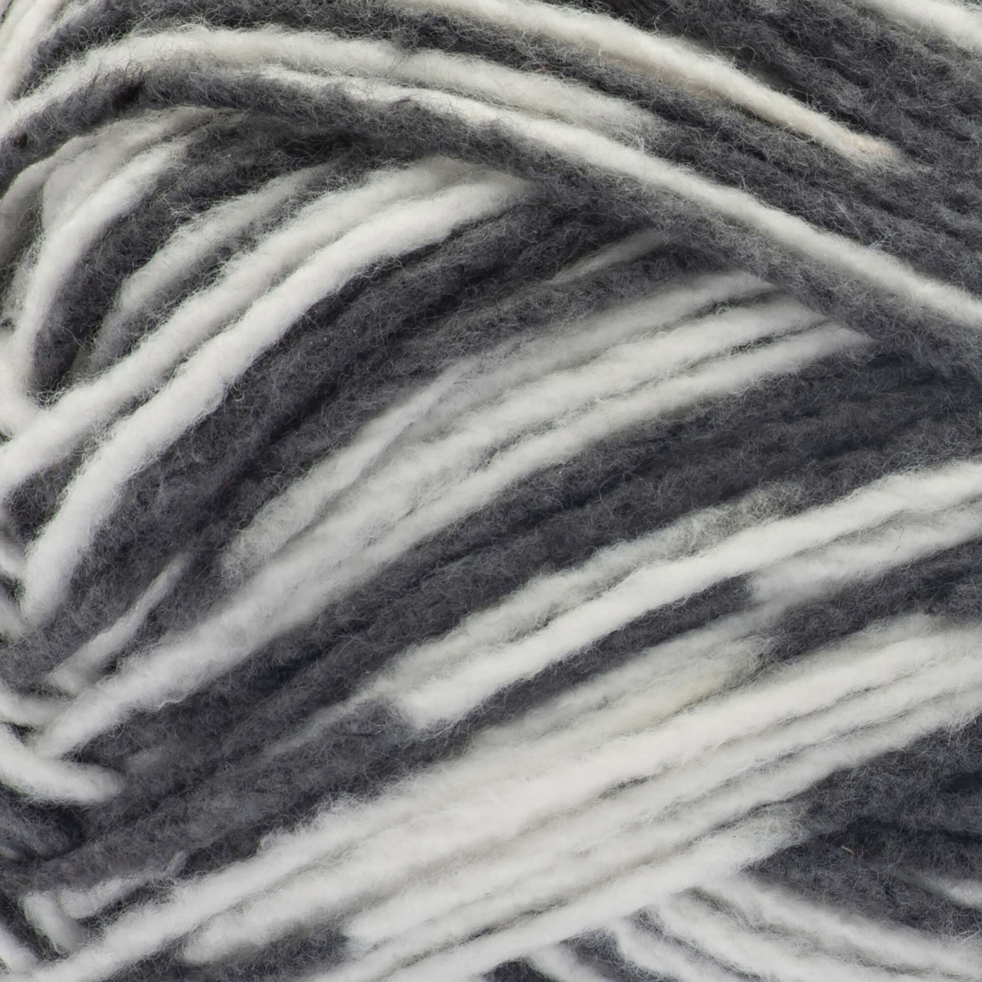 Bernat Forever Fleece Finer Yarn - Discontinued Shades - Image 4