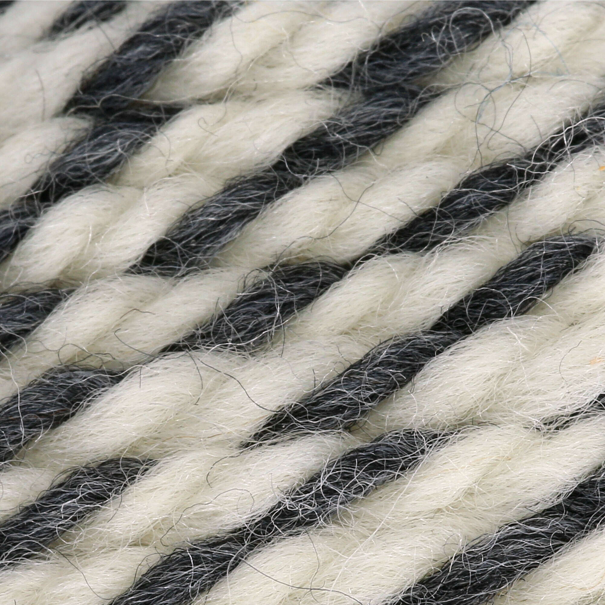 Patons Classic Wool Bulky Yarn - Discontinued Shades - Image 70
