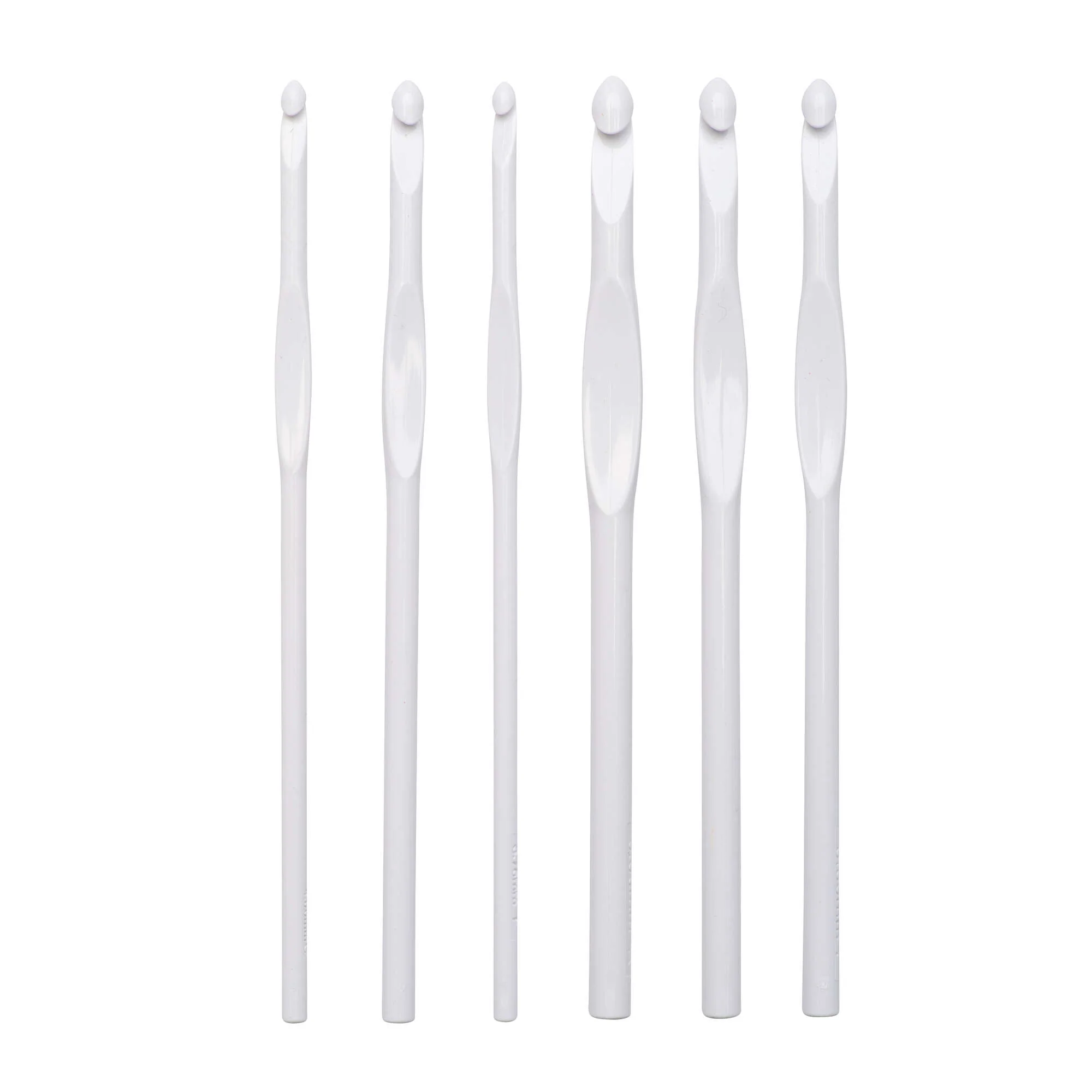 Susan Bates Luxite Set of 6 Plastic Crochet Hooks - Image 2